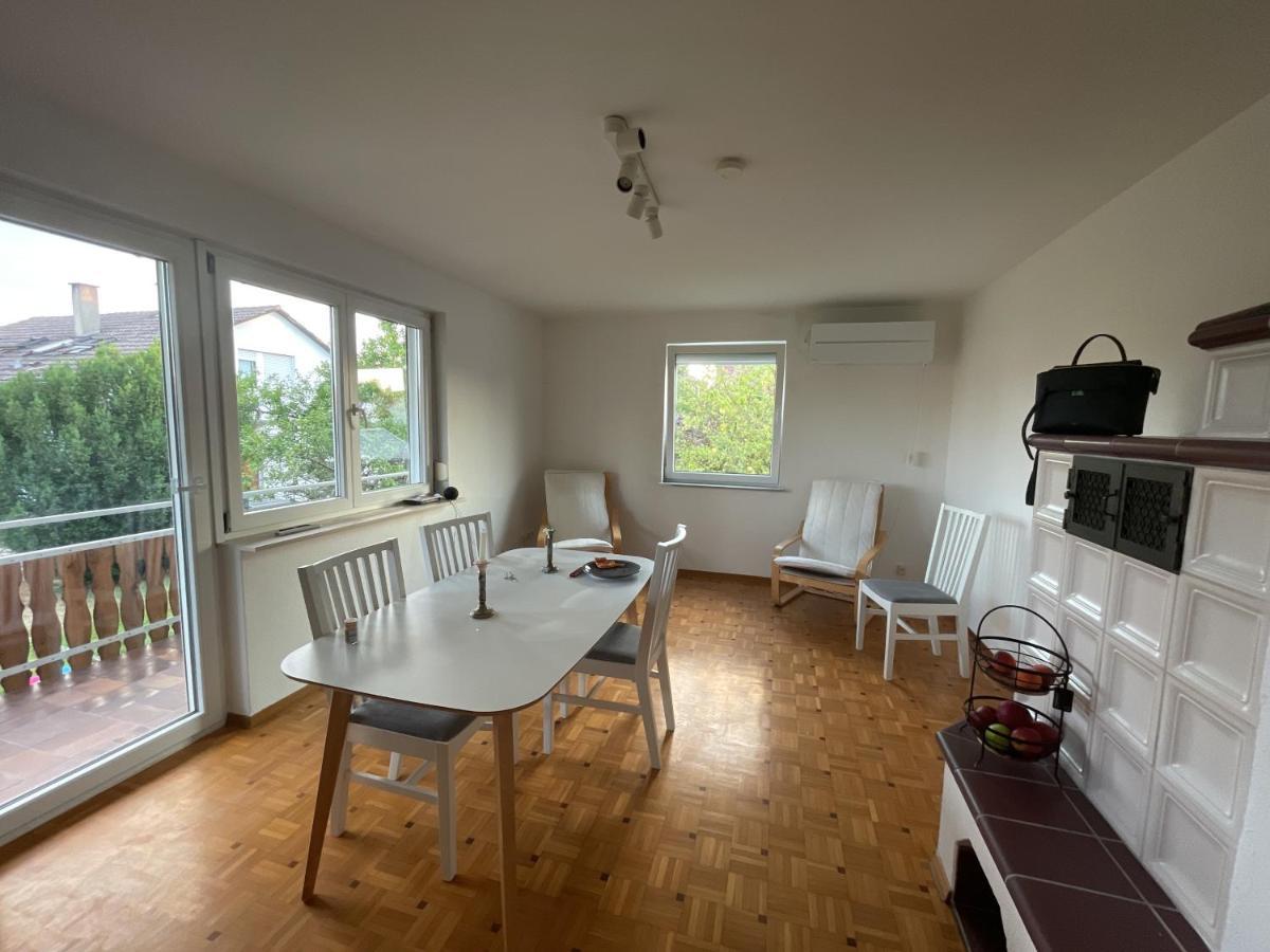 Sonnige 3 Mit Schönem Balkon Im Grünen * Reutlingen